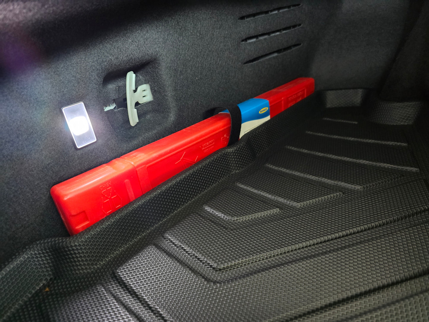 TPE Bootliner compatible with Lotus Emira